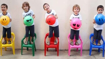 Singing Kids with Color Balloons - Cheerful Nursery Rhyme Fun